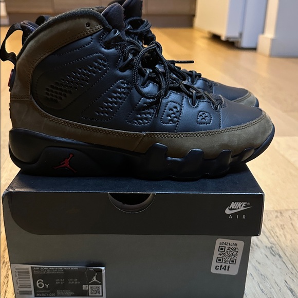 RETRO JORDAN 9- black and olive - Picture 7 of 7